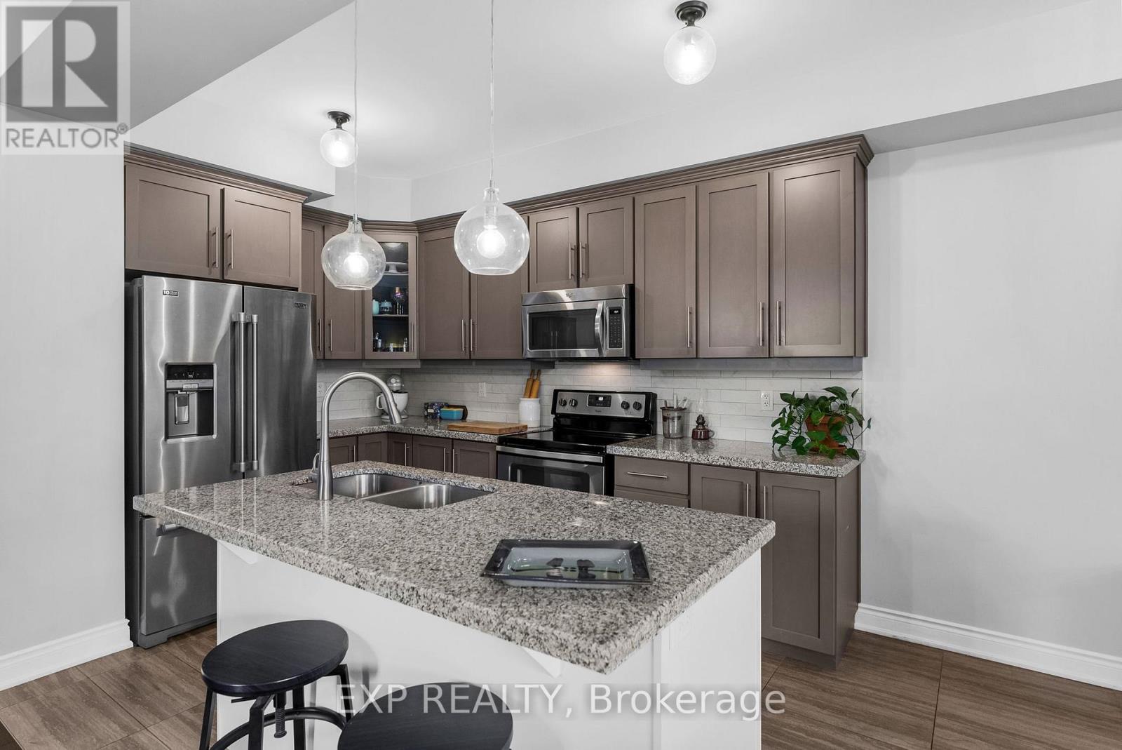 7 Vita Stephanie Court, Georgina, Ontario  L0E 1R0 - Photo 8 - N12590046