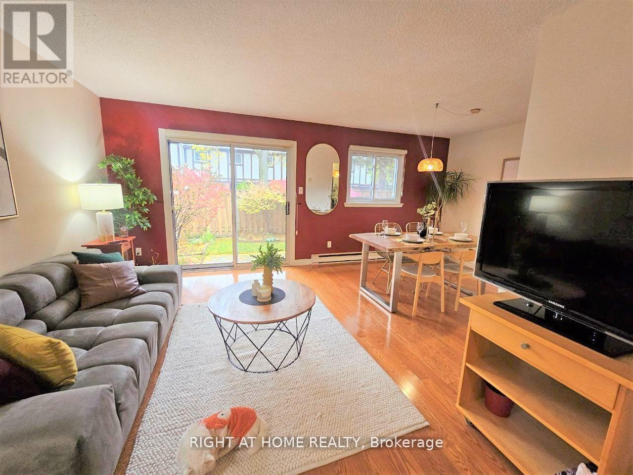 405 - 11 REITH WAY, markham (aileen-willowbrook), Ontario