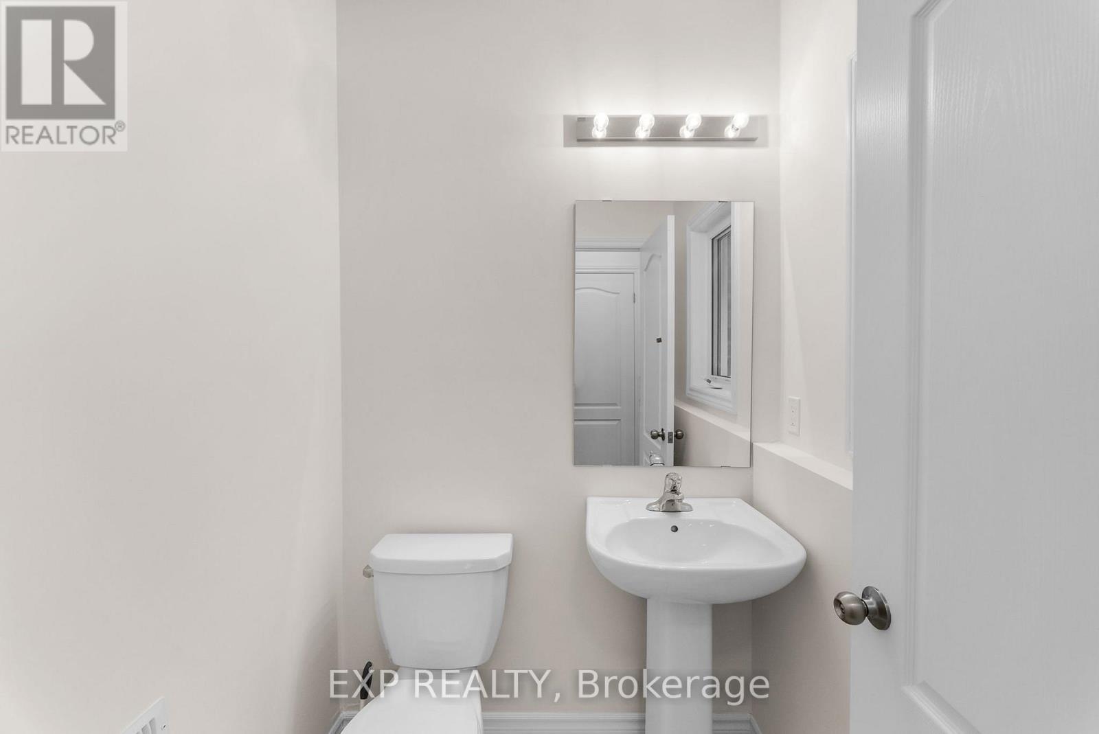 17 Jeanne Pynn Avenue, Georgina, Ontario  L0E 1L0 - Photo 14 - N12590074