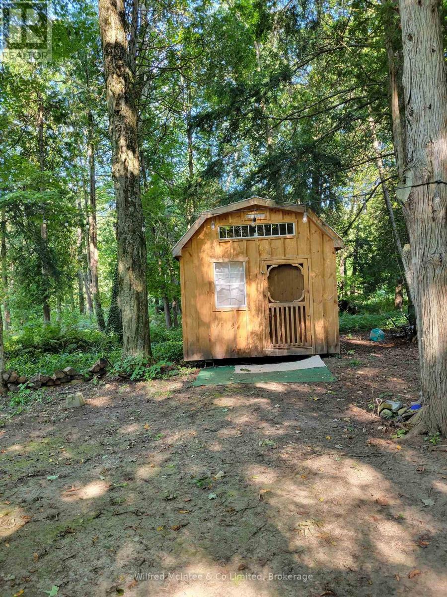 183 Anderson Drive, West Grey, Ontario  N0G 1S0 - Photo 9 - X12202975