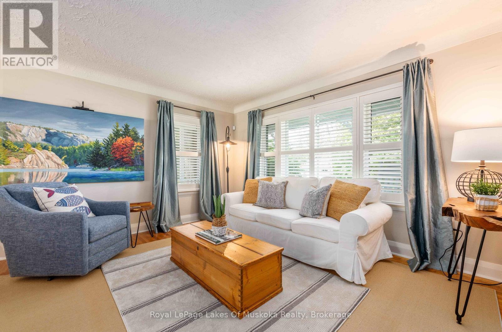 9 Mountview Avenue, Huntsville, Ontario P1H 1G8 - Photo 12 - X12587442