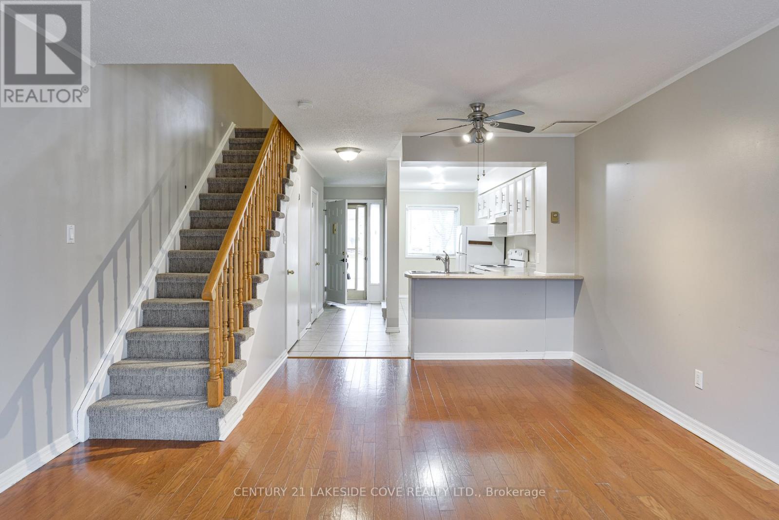 Unit #37 - 11 Laguna Parkway, Ramara, Ontario  L0K 1B0 - Photo 9 - S12589896