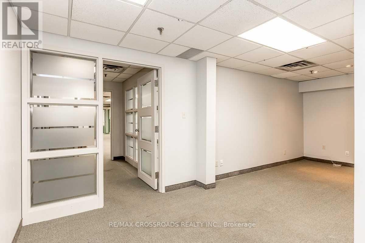 50 Dunlop Street E, Barrie, Ontario  L4M 6J9 - Photo 10 - S12589950