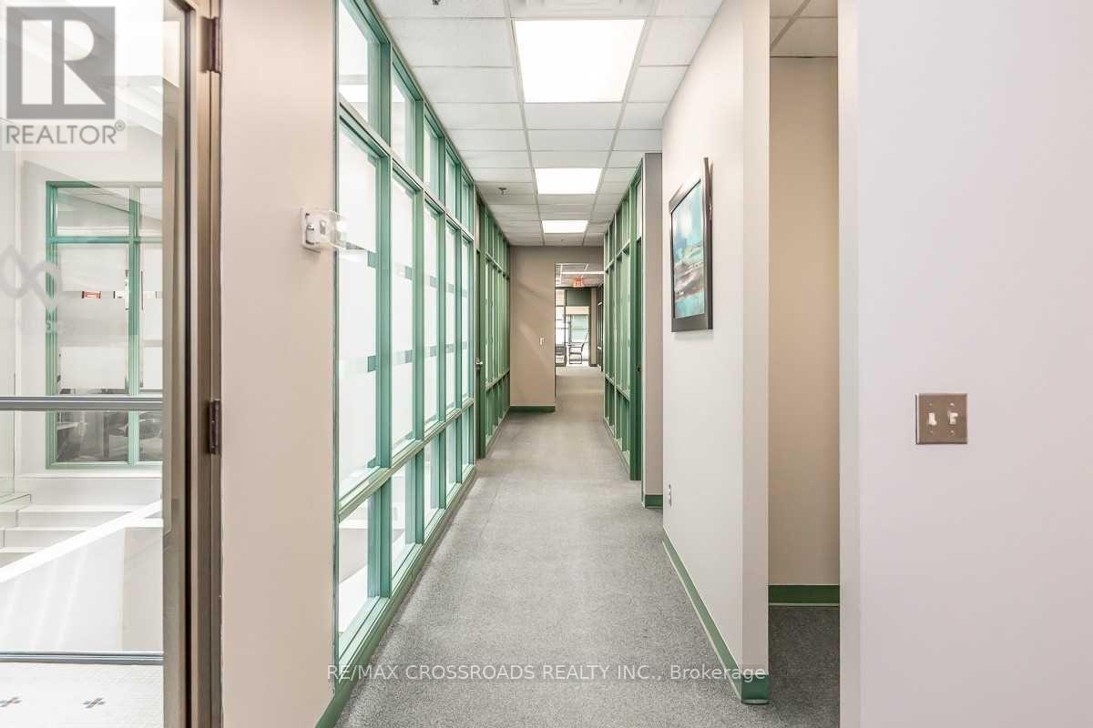 50 Dunlop Street E, Barrie, Ontario  L4M 6J9 - Photo 14 - S12589950