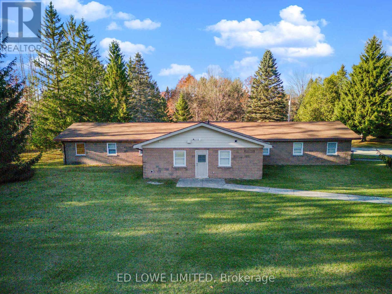 3761 Horseshoe Valley Road W, Springwater, Ontario  L9X 1E8 - Photo 17 - S12590096