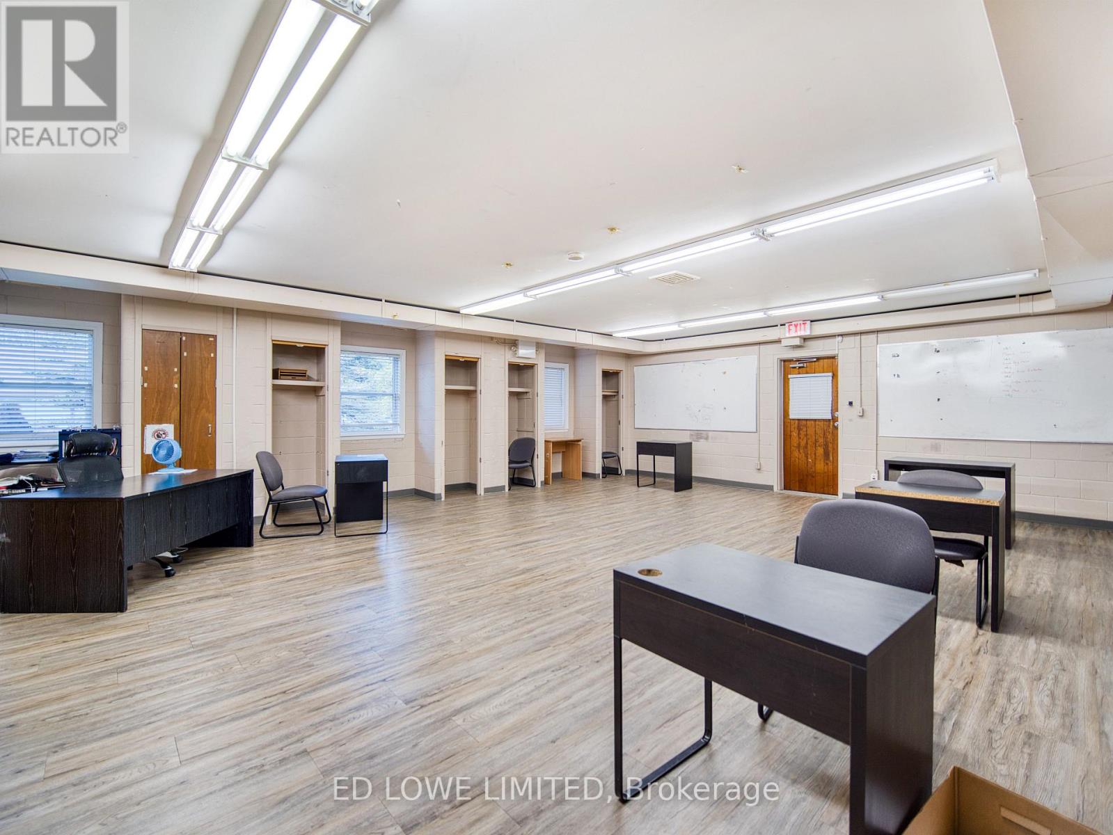 3761 Horseshoe Valley Road W, Springwater, Ontario  L9X 1E8 - Photo 30 - S12590096