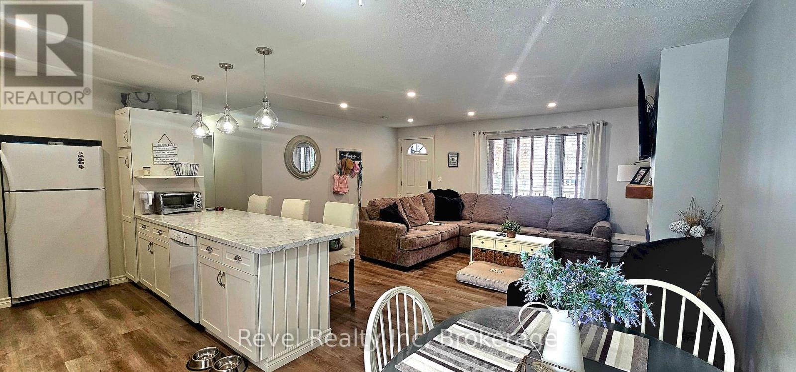 110 Wolfe Trail, Tiny, Ontario  L9M 0H7 - Photo 5 - S12590194