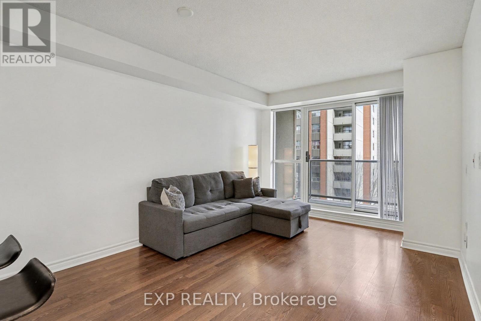 609 - 5 Michael Power Place, Toronto, Ontario  M9A 0A3 - Photo 6 - W12589840