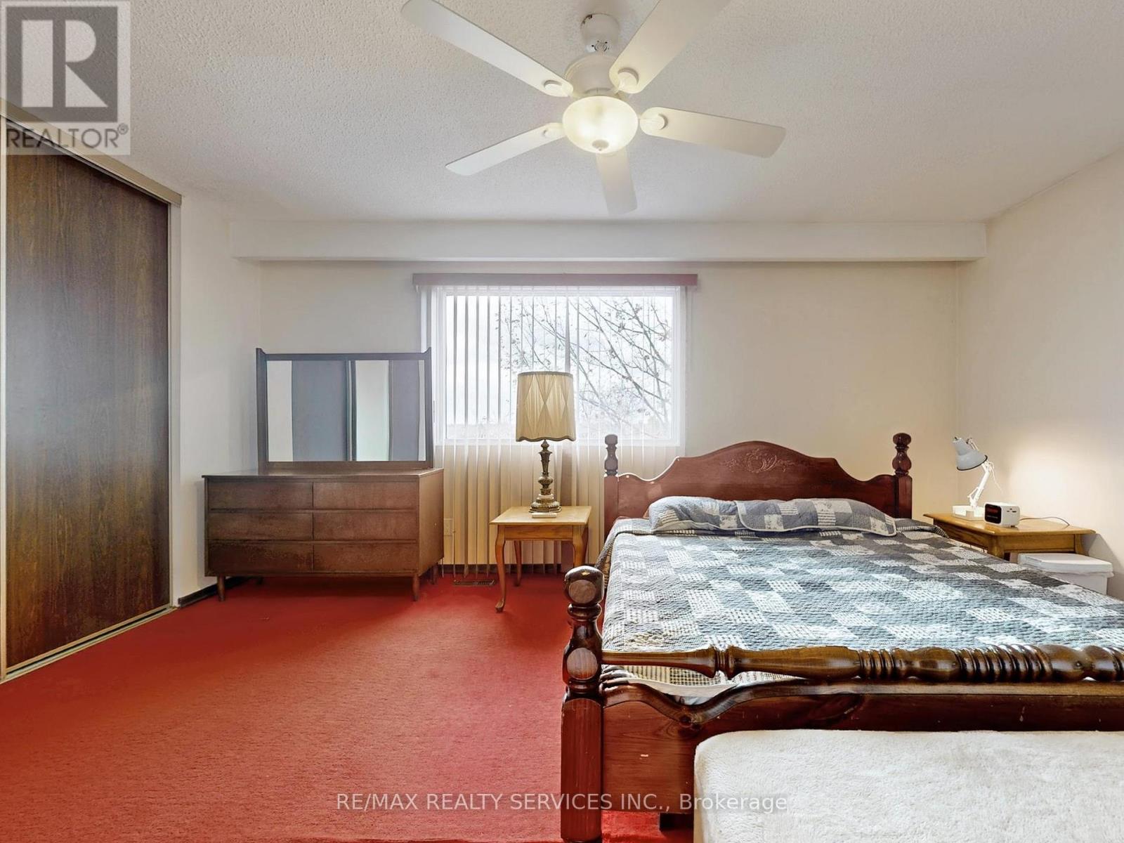 215 Kingswood Drive, Brampton, Ontario  L6V 3B2 - Photo 20 - W12589870