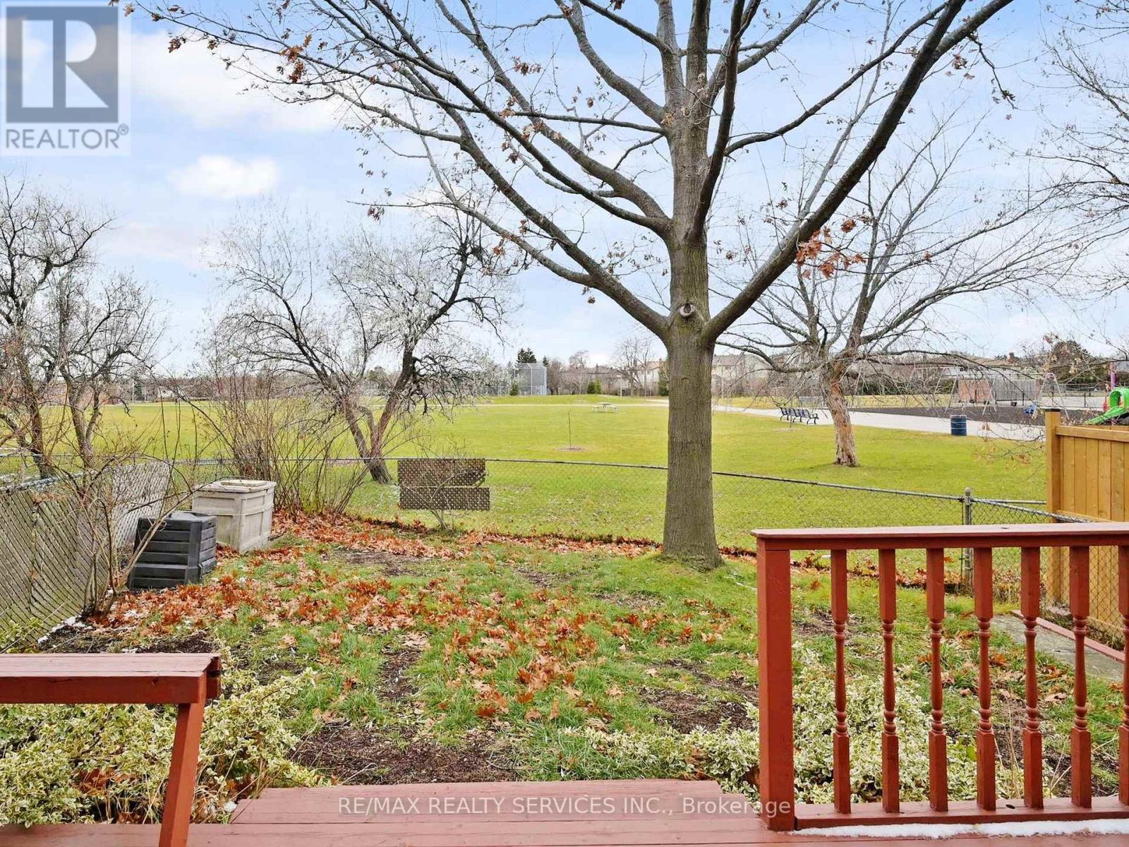 215 Kingswood Drive, Brampton, Ontario  L6V 3B2 - Photo 34 - W12589870