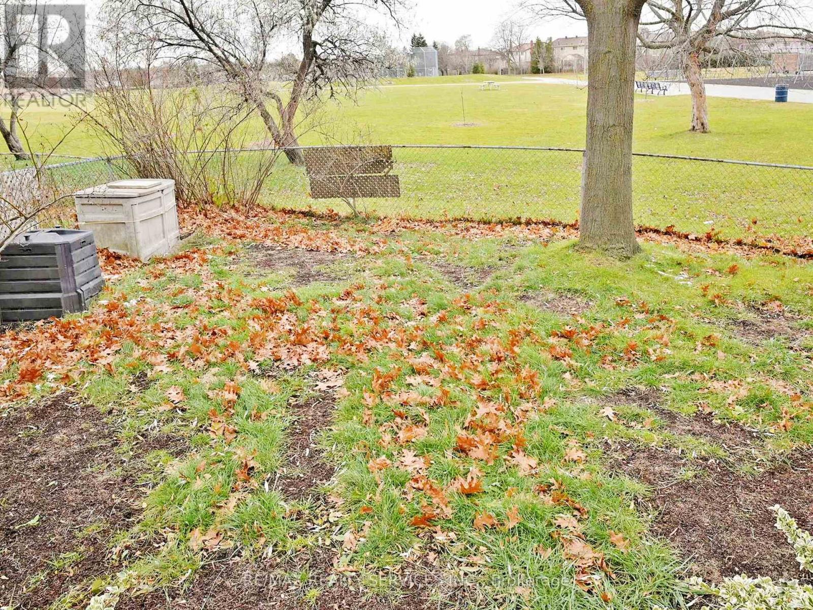 215 Kingswood Drive, Brampton, Ontario  L6V 3B2 - Photo 35 - W12589870