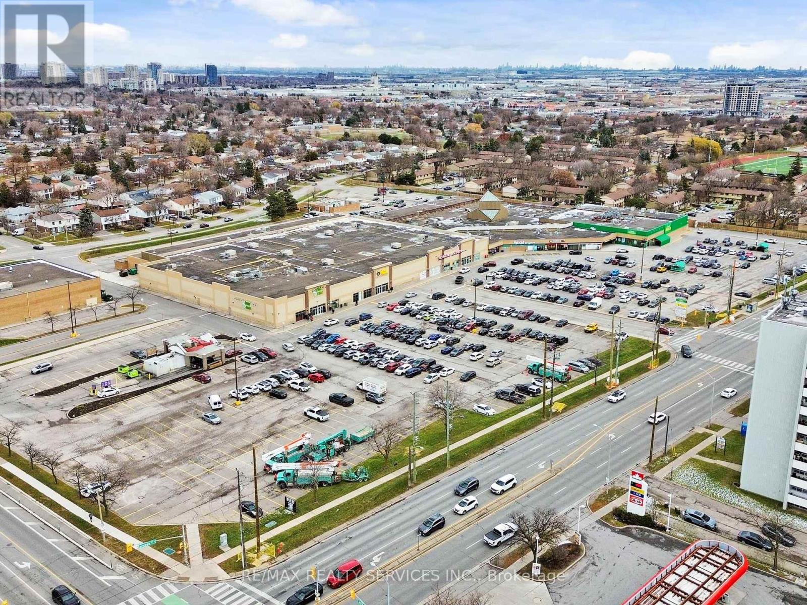 215 Kingswood Drive, Brampton, Ontario  L6V 3B2 - Photo 42 - W12589870