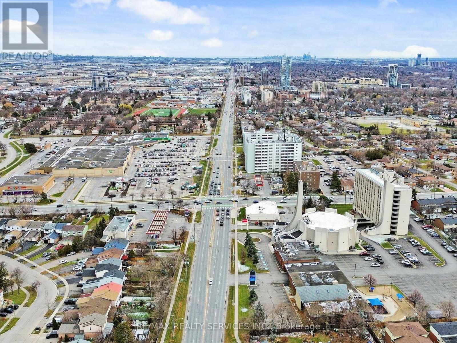 215 Kingswood Drive, Brampton, Ontario  L6V 3B2 - Photo 44 - W12589870