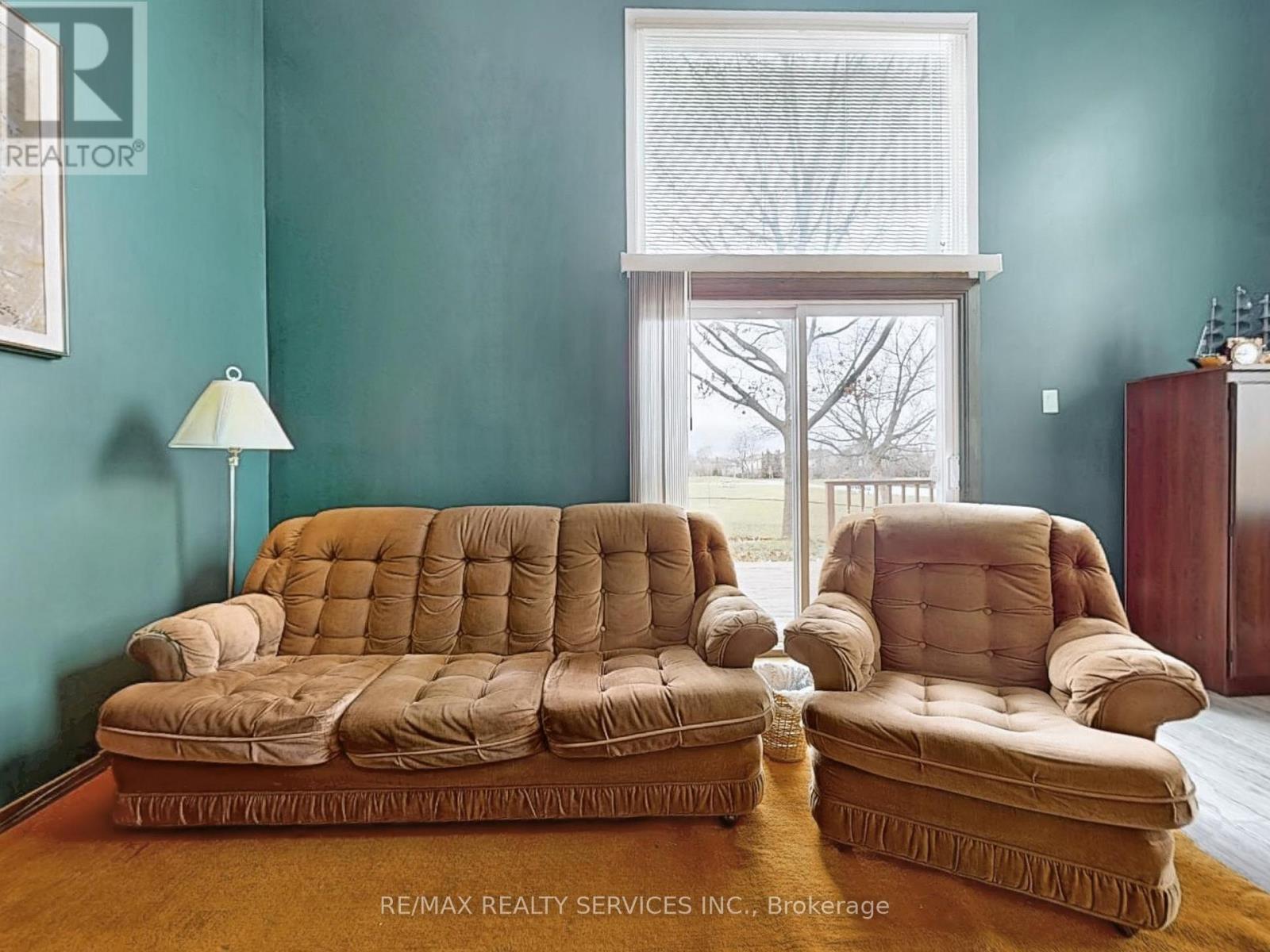 215 Kingswood Drive, Brampton, Ontario  L6V 3B2 - Photo 7 - W12589870