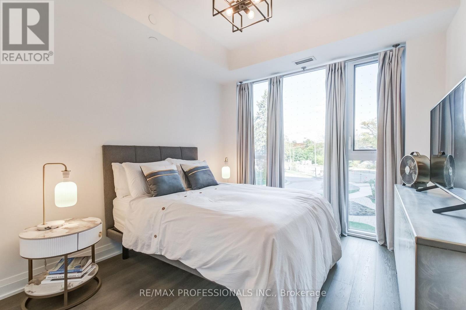 223 - 293 The Kingsway, Toronto, Ontario  M9A 0E8 - Photo 29 - W12589908