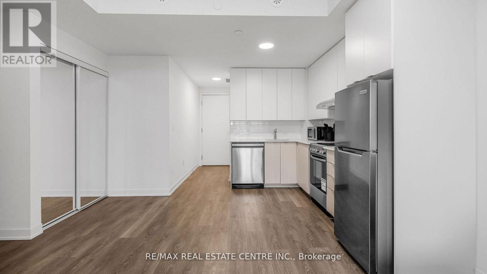 602 - 160 Canon Jackson Drive, Toronto, Ontario  M6M 0B6 - Photo 13 - W12589964