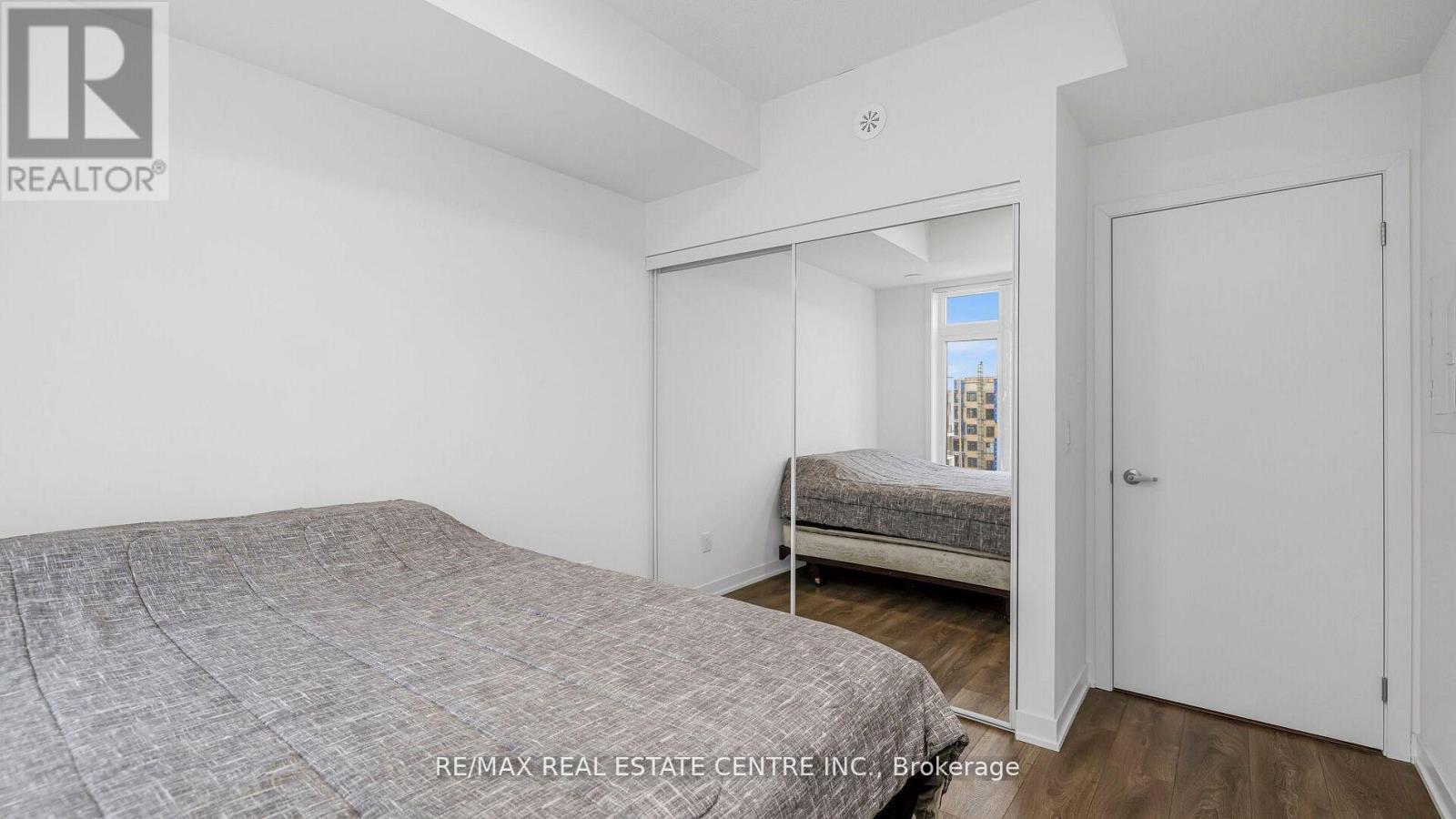 602 - 160 Canon Jackson Drive, Toronto, Ontario  M6M 0B6 - Photo 16 - W12589964