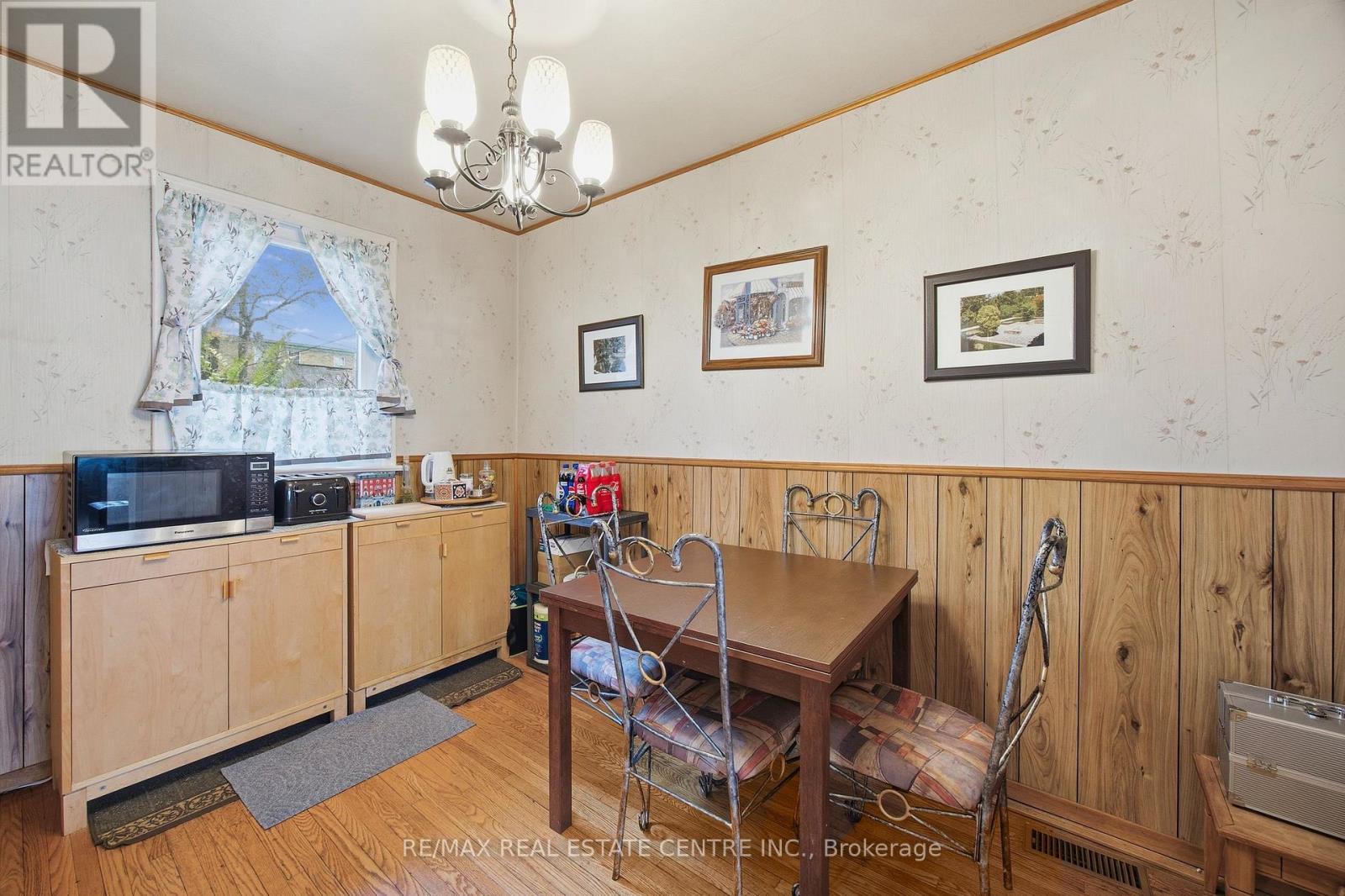 15 Cliff Street, Toronto, Ontario  M6N 4L7 - Photo 15 - W12589984