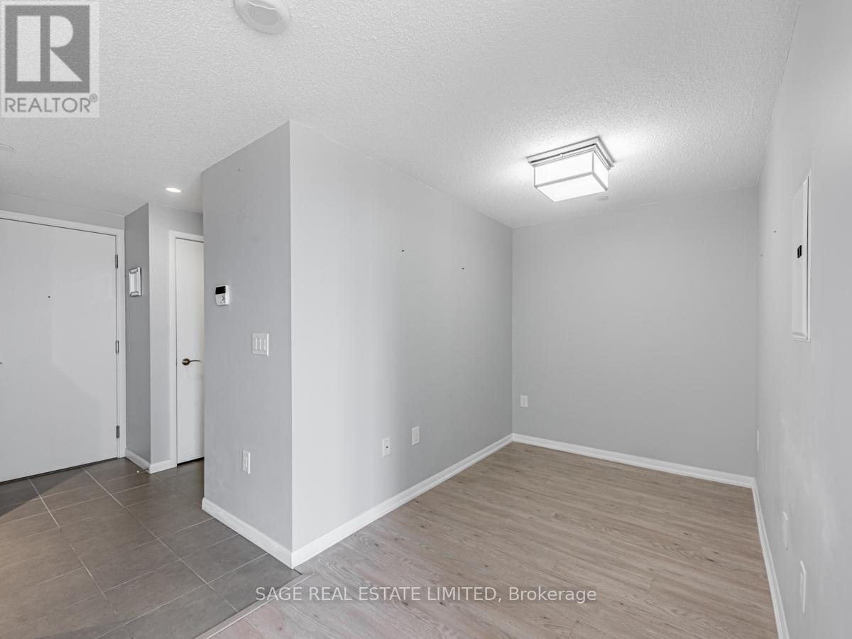 833 - 830 Lawrence Avenue W, Toronto, Ontario  M6A 0B6 - Photo 3 - W12589996