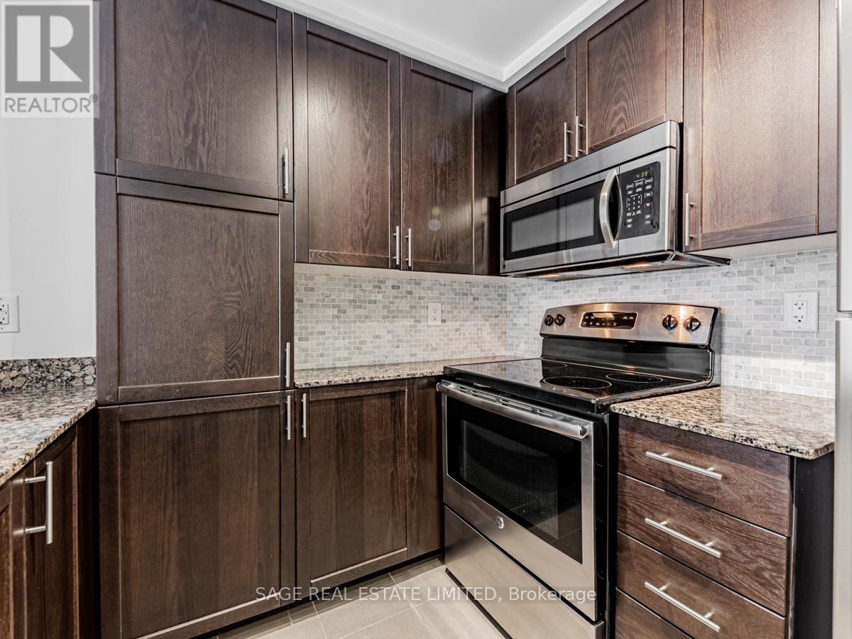 833 - 830 Lawrence Avenue W, Toronto, Ontario  M6A 0B6 - Photo 6 - W12589996