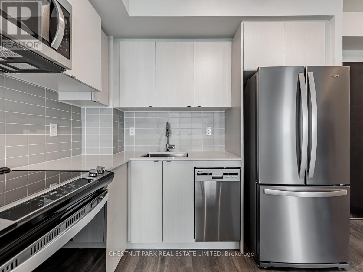 703 - 1461 Lawrence Avenue W, Toronto, Ontario  M6L 1B2 - Photo 2 - W12590006