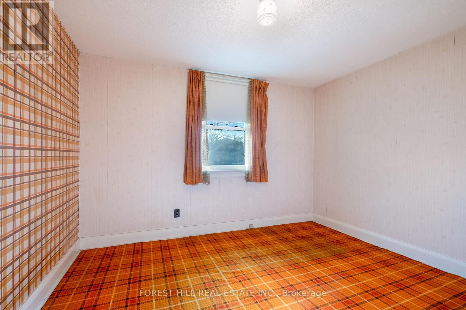 1141 Glengrove Avenue, Toronto, Ontario  M6B 2K5 - Photo 21 - W12590016