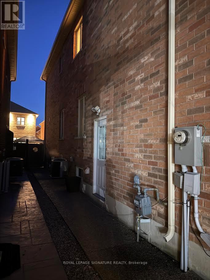 Bsmt - 5532 Ethan Drive, Mississauga, Ontario  L5M 0N2 - Photo 2 - W12590062