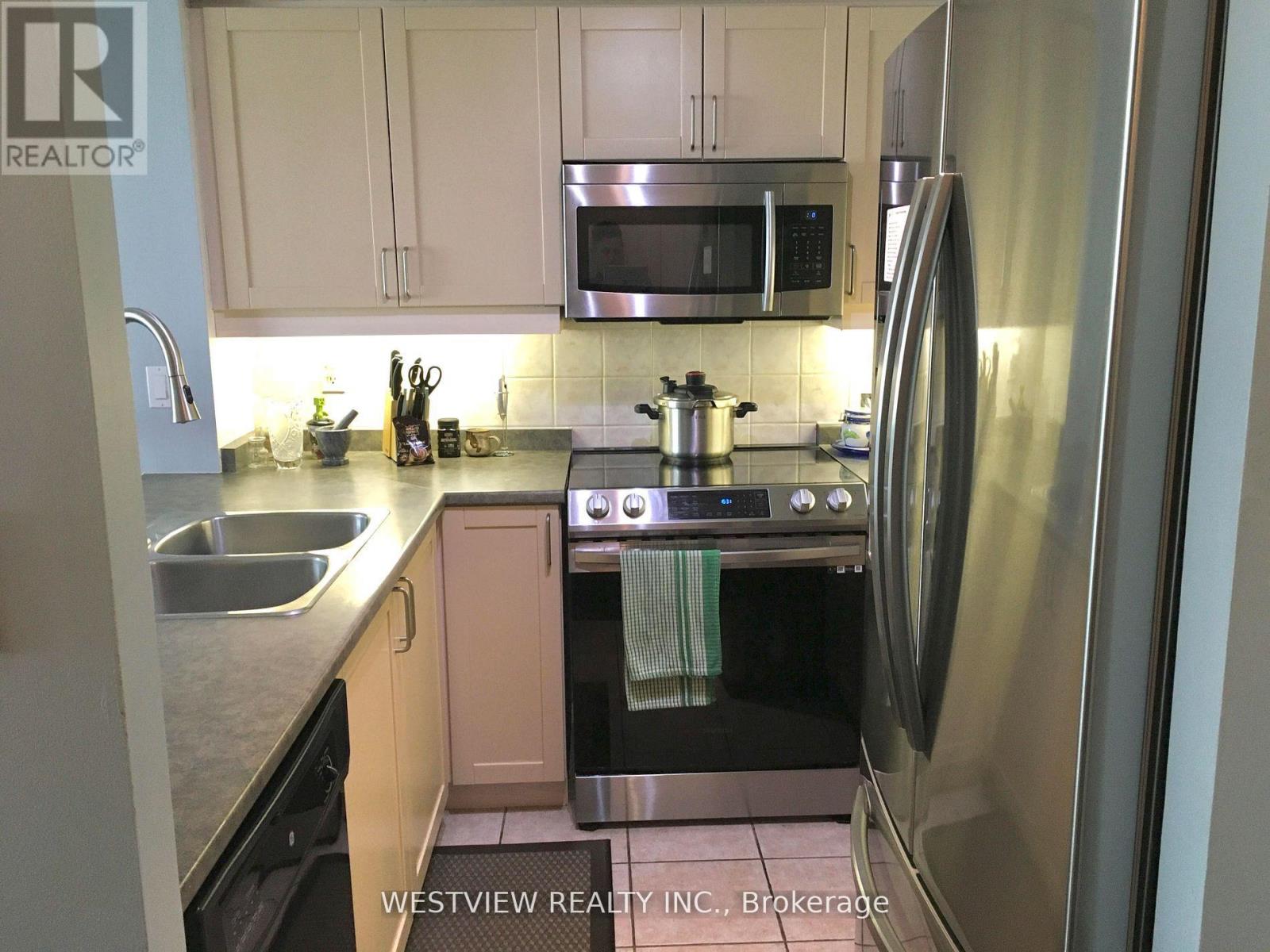 306 - 2111 Lake Shore Boulevard W, Toronto, Ontario  M8V 4B2 - Photo 16 - W12590086