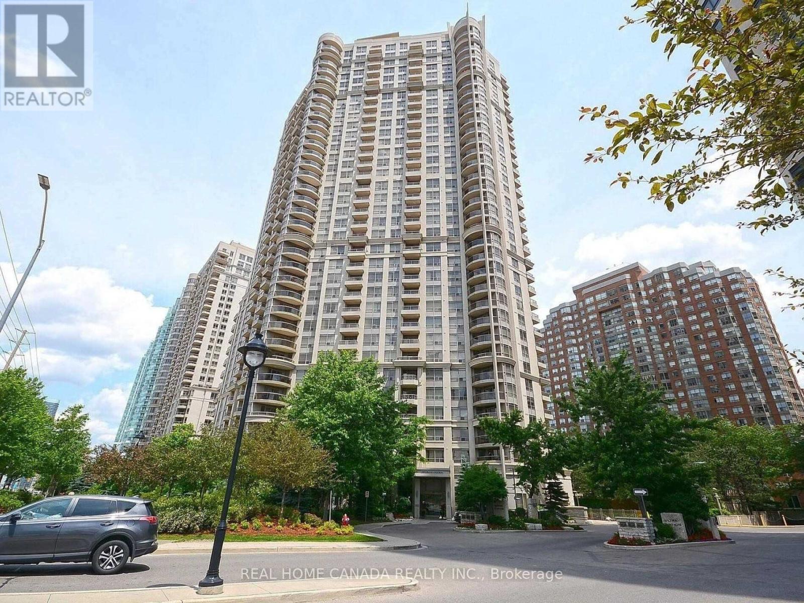 2611 - 310 Burnhamthorpe Road W, Mississauga, Ontario  L5B 4P9 - Photo 2 - W12590092