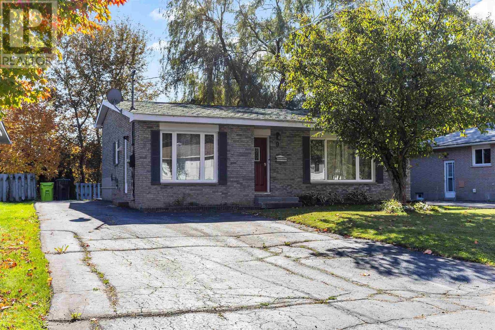 9 Creery AVE, Sault Ste. Marie, Ontario