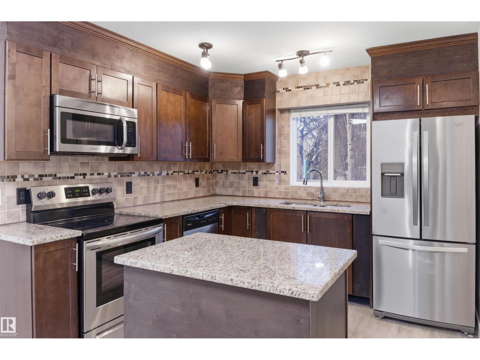 11026 108 Av Nw, Edmonton, Alberta  T5H 3G4 - Photo 10 - E4467035