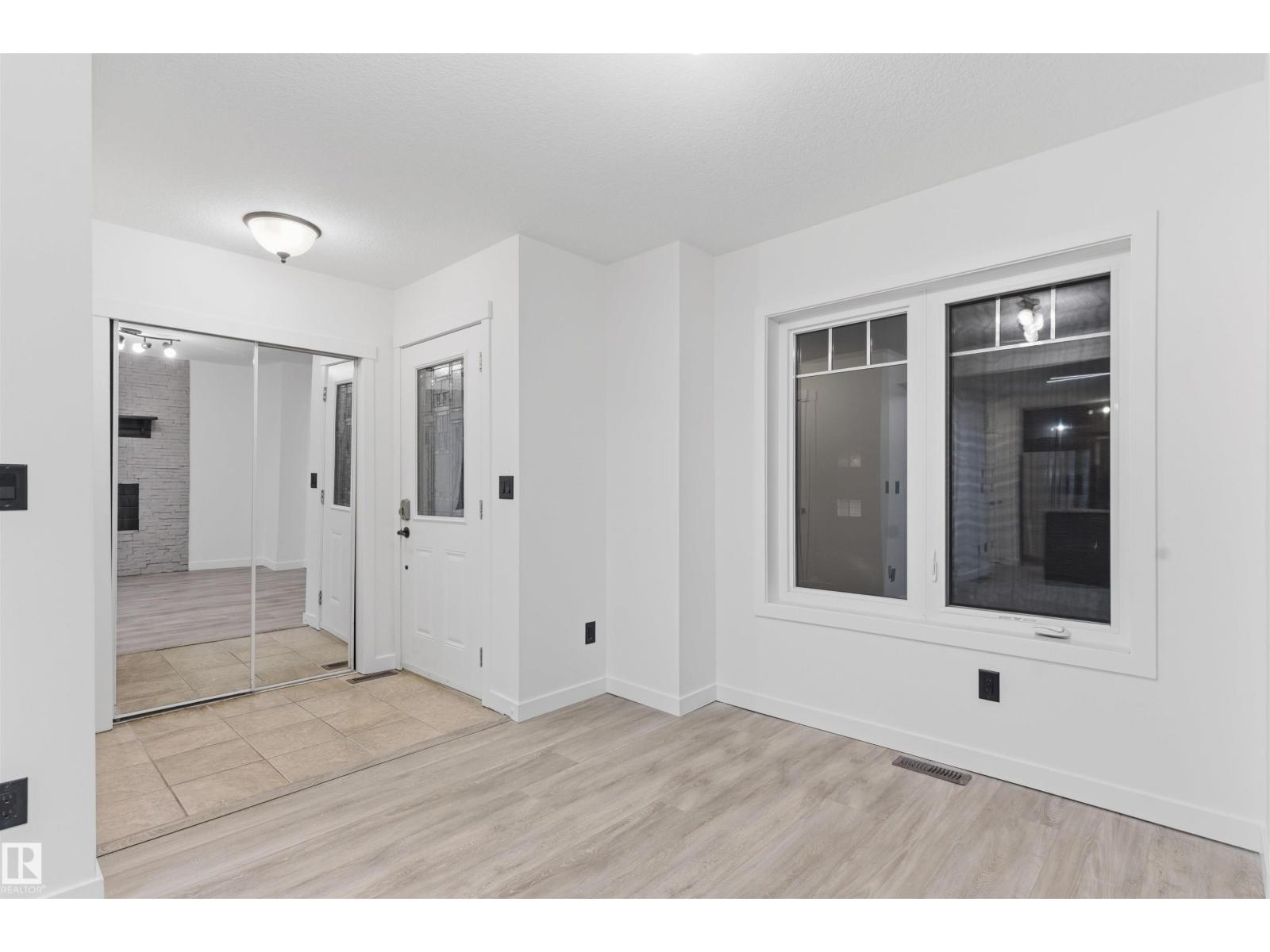 11026 108 Av Nw, Edmonton, Alberta  T5H 3G4 - Photo 5 - E4467035