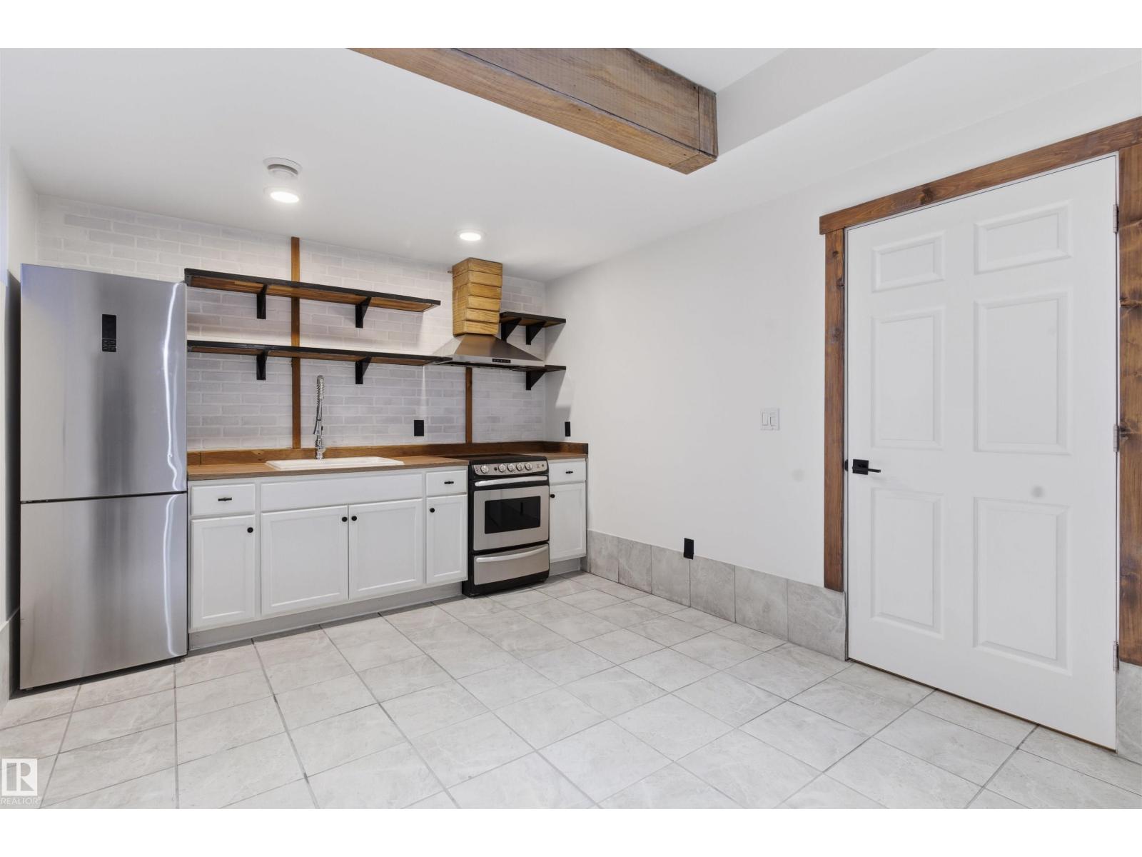 11026 108 Av Nw, Edmonton, Alberta  T5H 3G4 - Photo 28 - E4467035