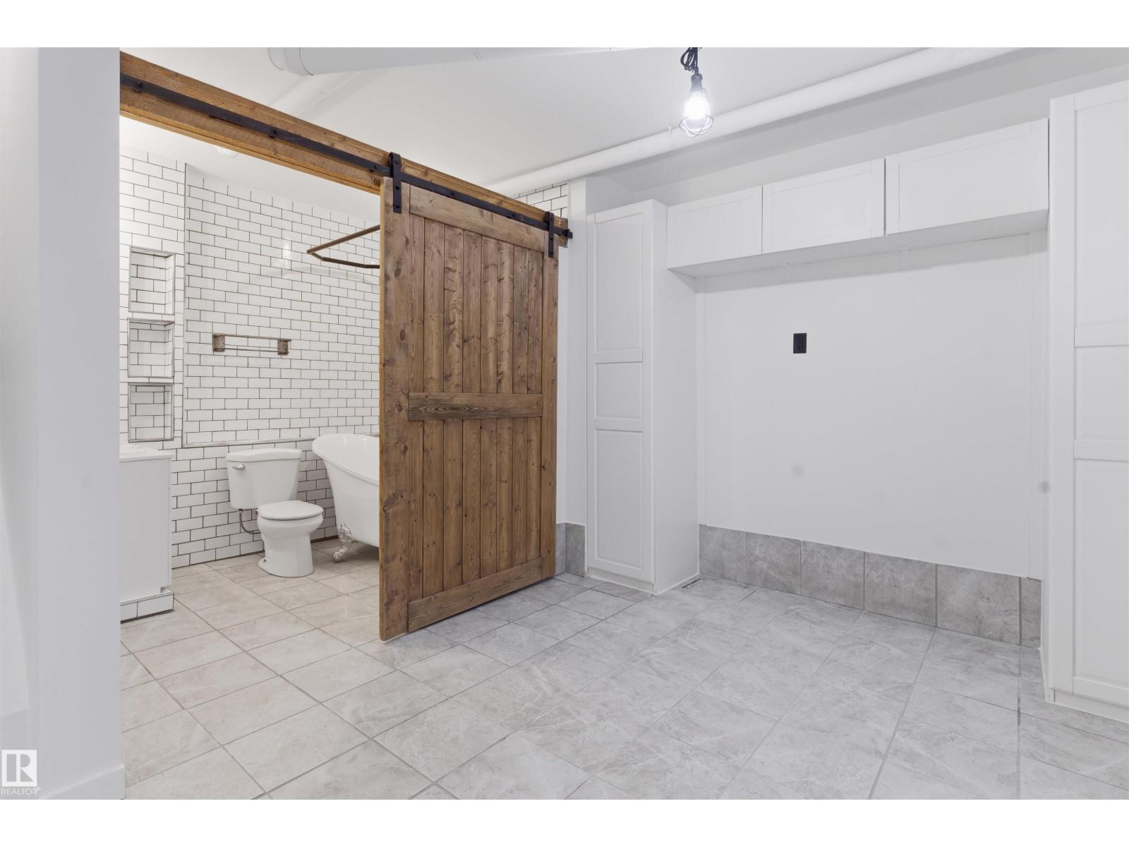 11026 108 Av Nw, Edmonton, Alberta  T5H 3G4 - Photo 32 - E4467035