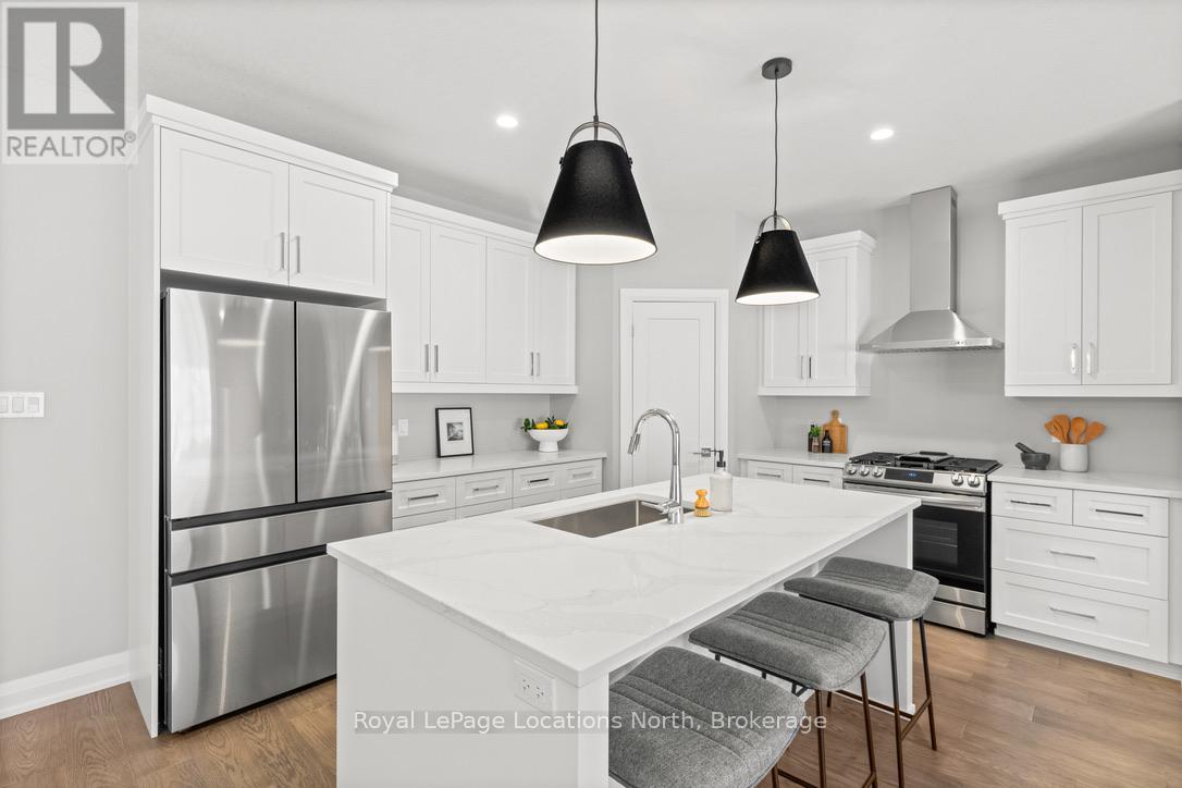 160 Eccles Avenue, West Grey, Ontario  N0G 1R0 - Photo 11 - X12590130