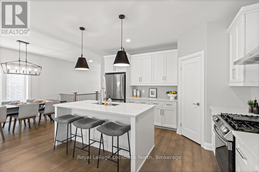 160 Eccles Avenue, West Grey, Ontario  N0G 1R0 - Photo 13 - X12590130