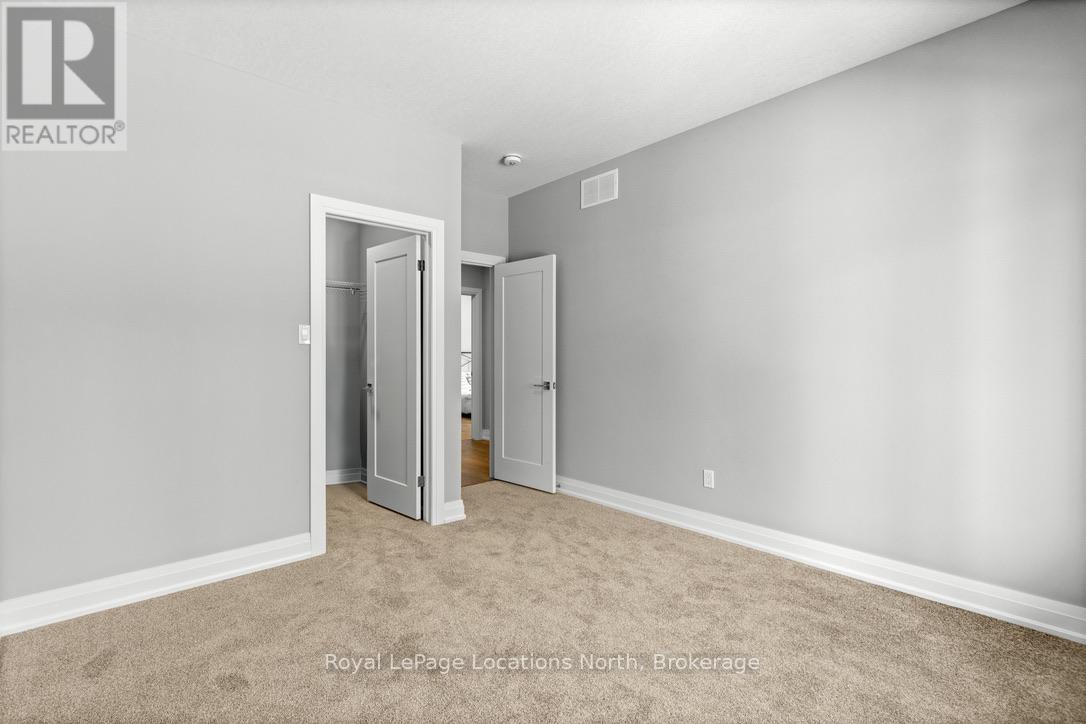 160 Eccles Avenue, West Grey, Ontario  N0G 1R0 - Photo 32 - X12590130