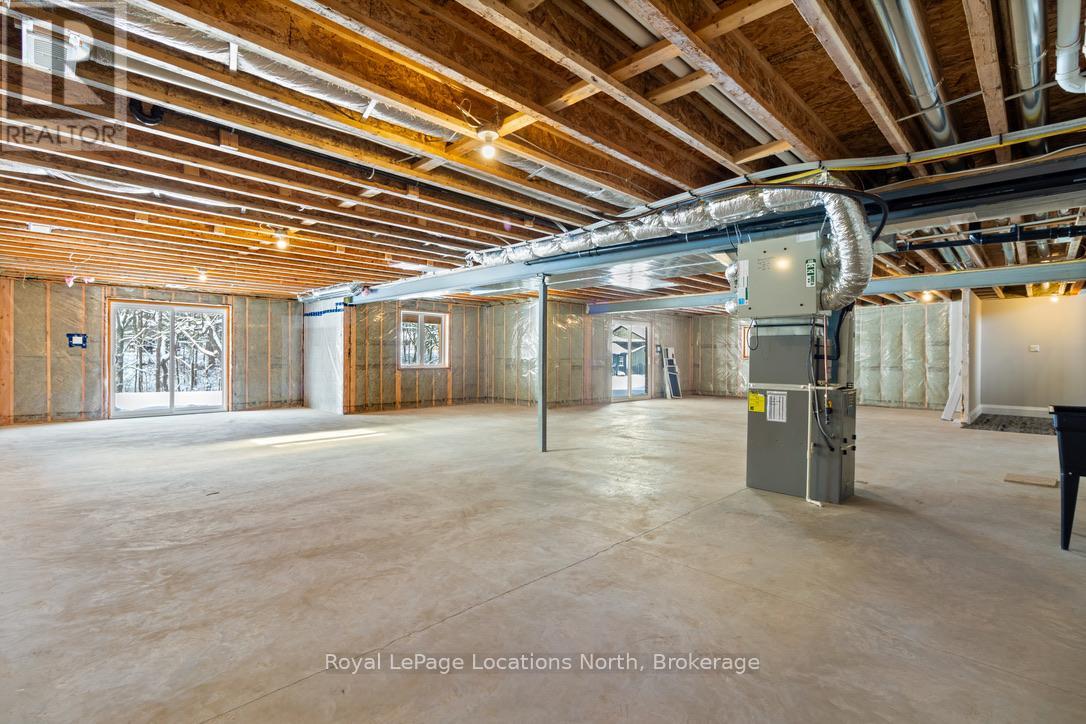 160 Eccles Avenue, West Grey, Ontario  N0G 1R0 - Photo 37 - X12590130