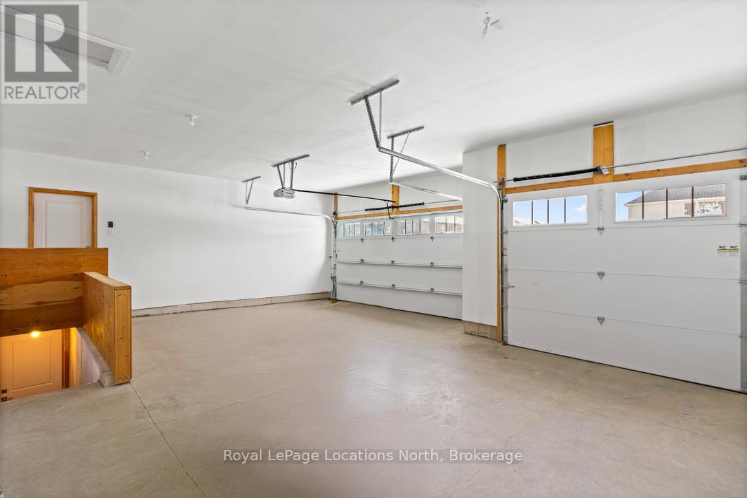 160 Eccles Avenue, West Grey, Ontario  N0G 1R0 - Photo 39 - X12590130