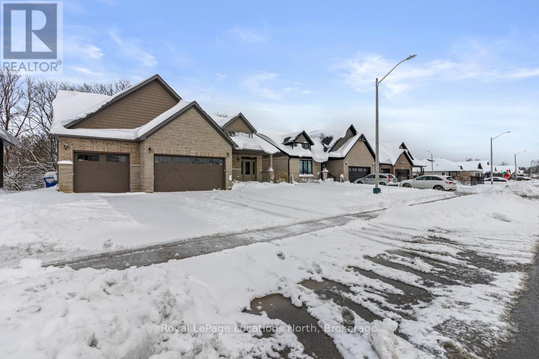 160 Eccles Avenue, West Grey, Ontario  N0G 1R0 - Photo 4 - X12590130