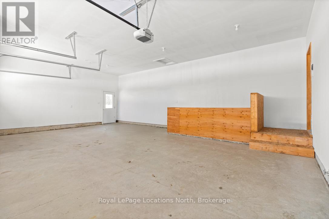 160 Eccles Avenue, West Grey, Ontario  N0G 1R0 - Photo 40 - X12590130