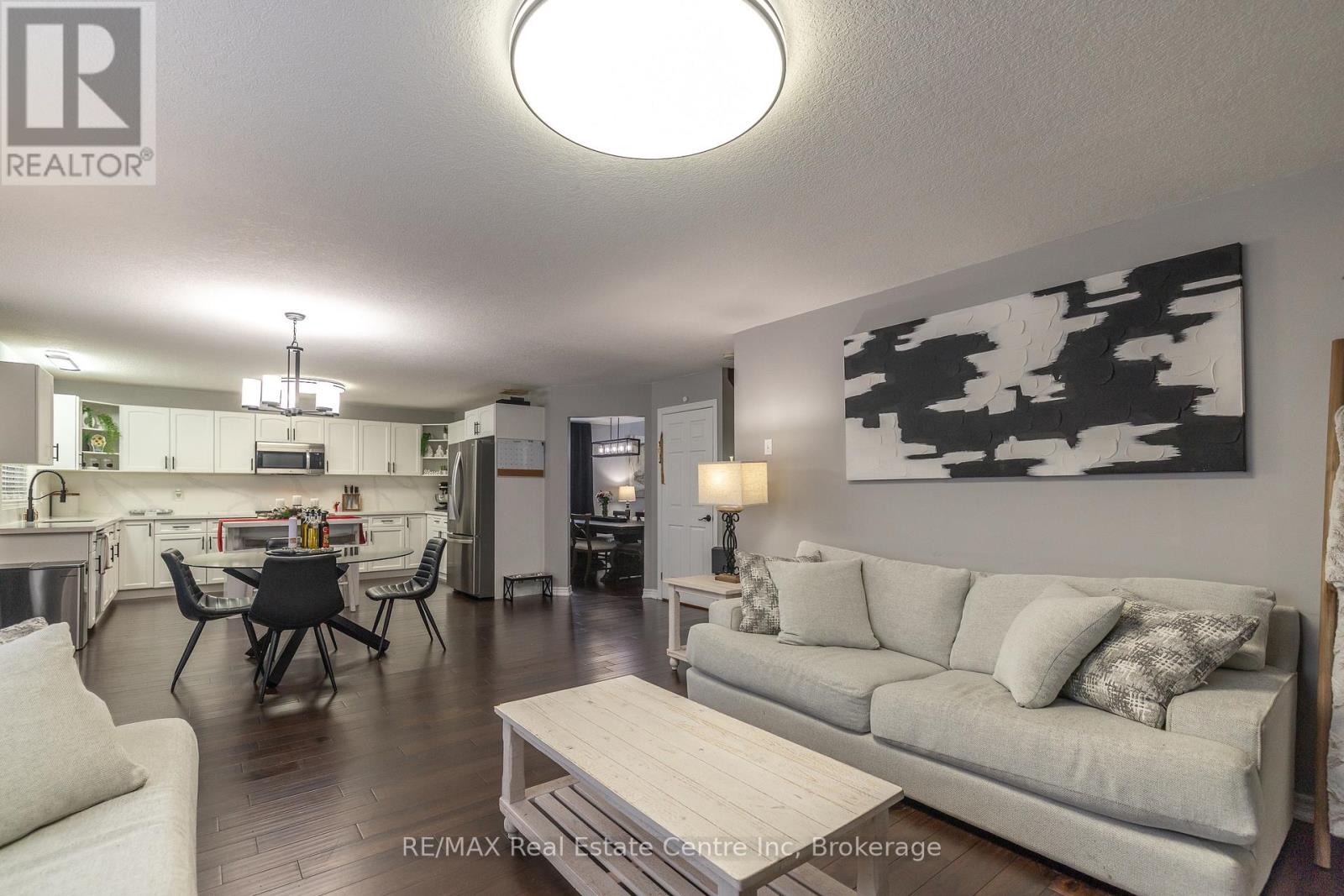 104 Schmidt Drive, Wellington North (Arthur), Ontario  N0G 1A0 - Photo 21 - X12590188