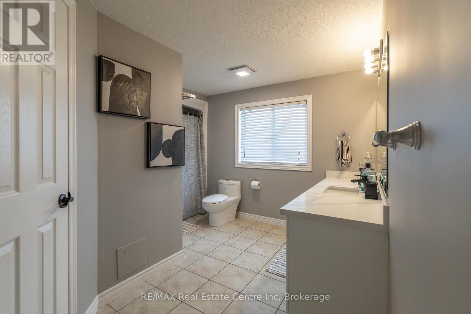 104 Schmidt Drive, Wellington North (Arthur), Ontario  N0G 1A0 - Photo 28 - X12590188