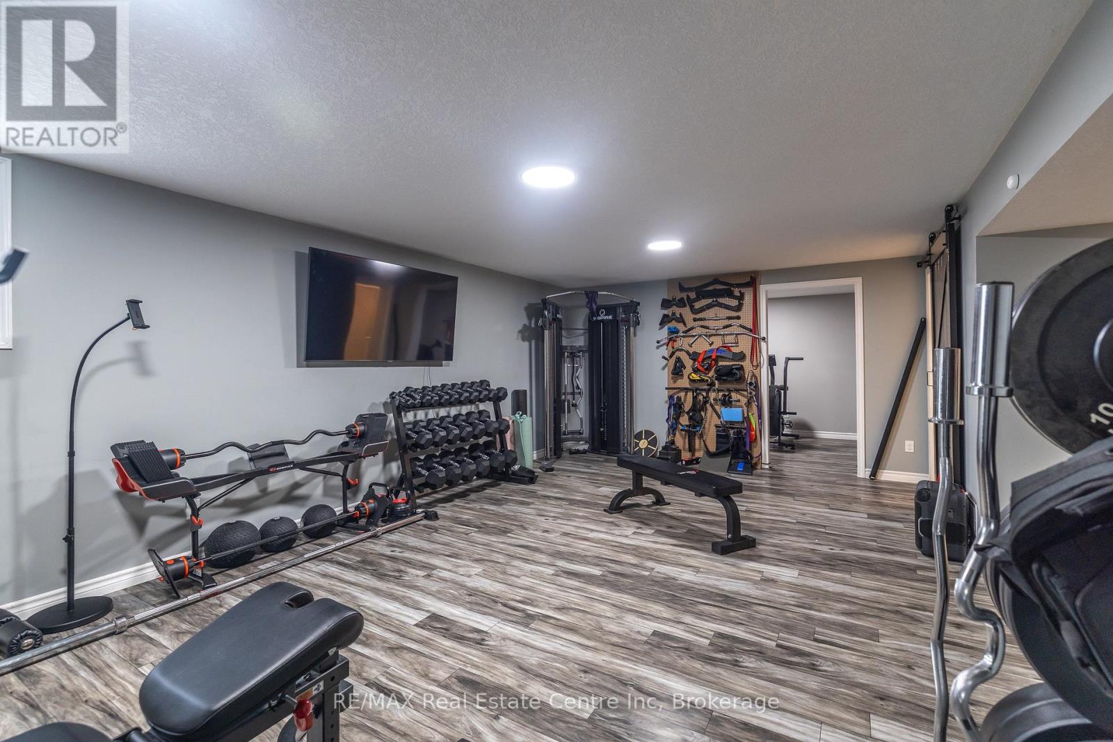 104 Schmidt Drive, Wellington North (Arthur), Ontario  N0G 1A0 - Photo 34 - X12590188