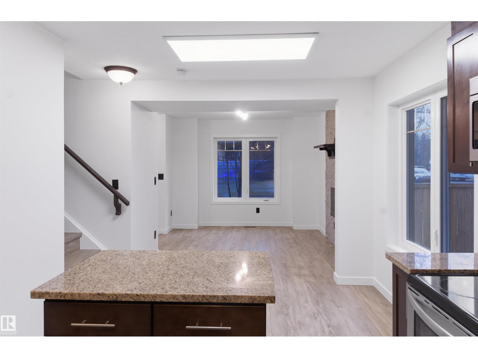 11026 108 Av Nw, Edmonton, Alberta  T5H 3G4 - Photo 17 - E4467035