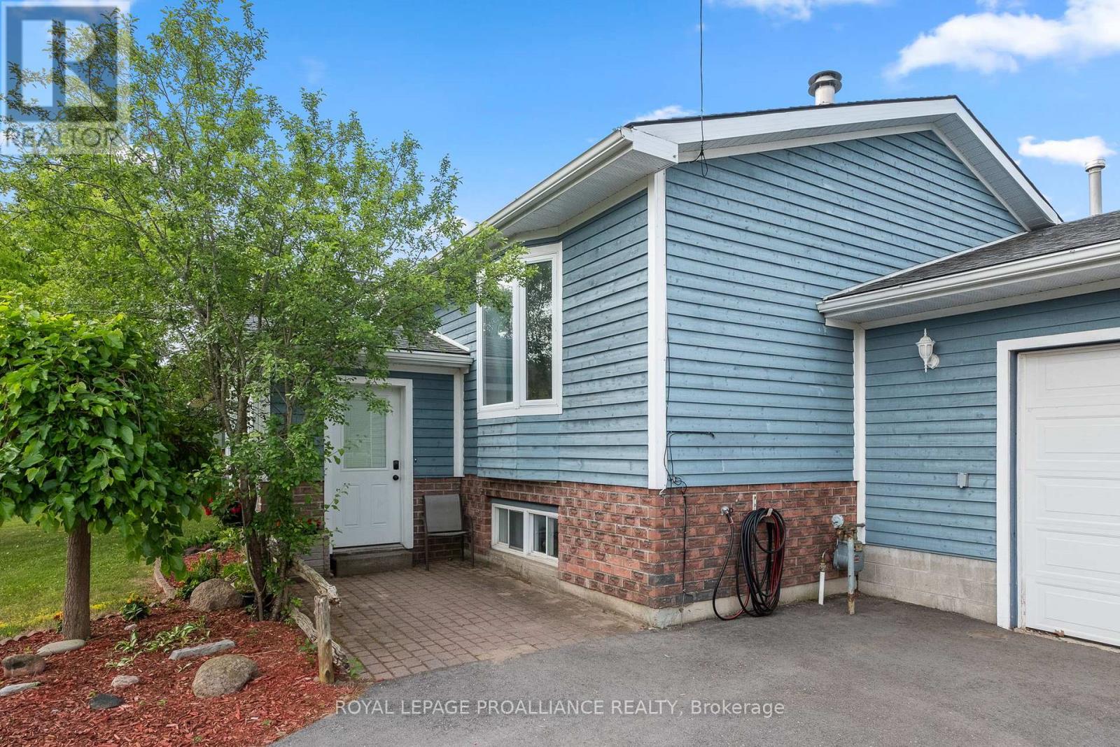 8 Oriole Crescent, Hamilton Township, Ontario  K0K 1C0 - Photo 9 - X12590106