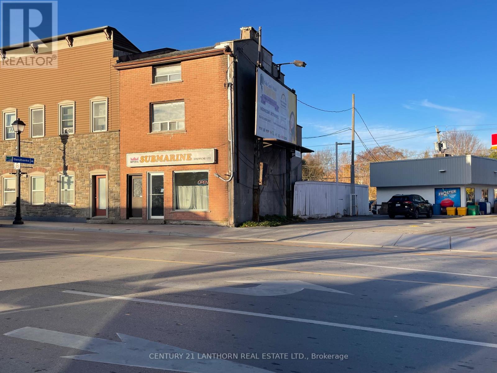 325 PICTON MAIN STREET E, prince edward county (picton ward), Ontario