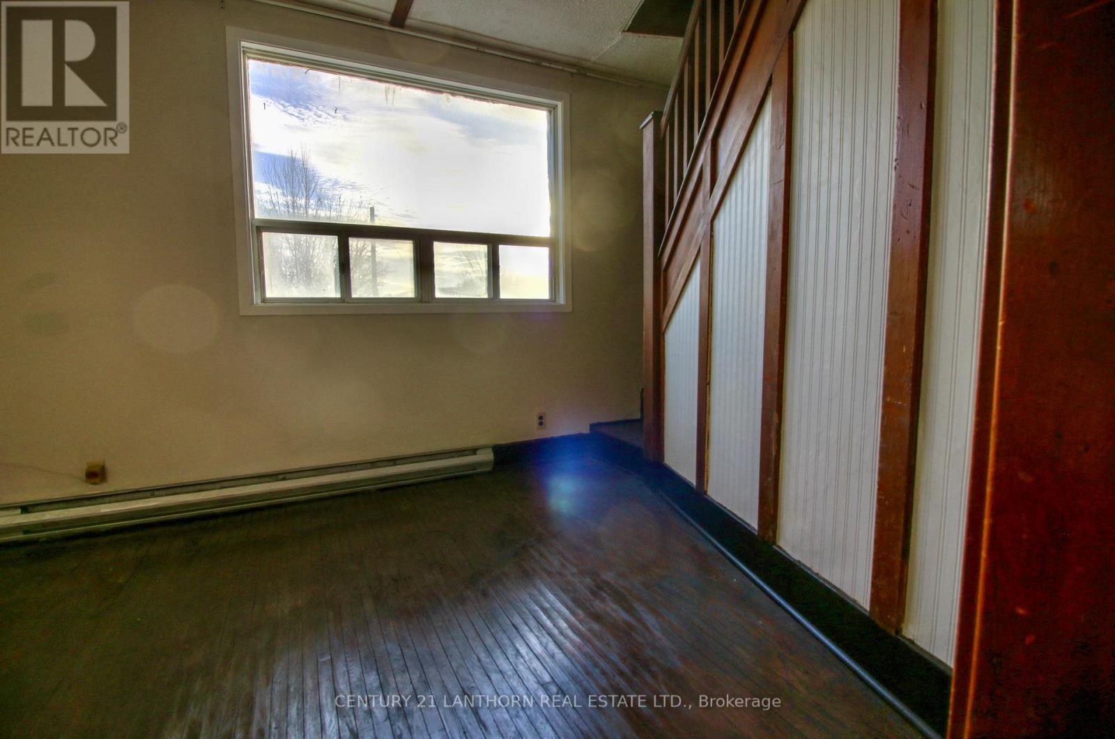 325 Picton Main Street E, Prince Edward County (Picton Ward), Ontario  K0K 2T0 - Photo 13 - X12590170