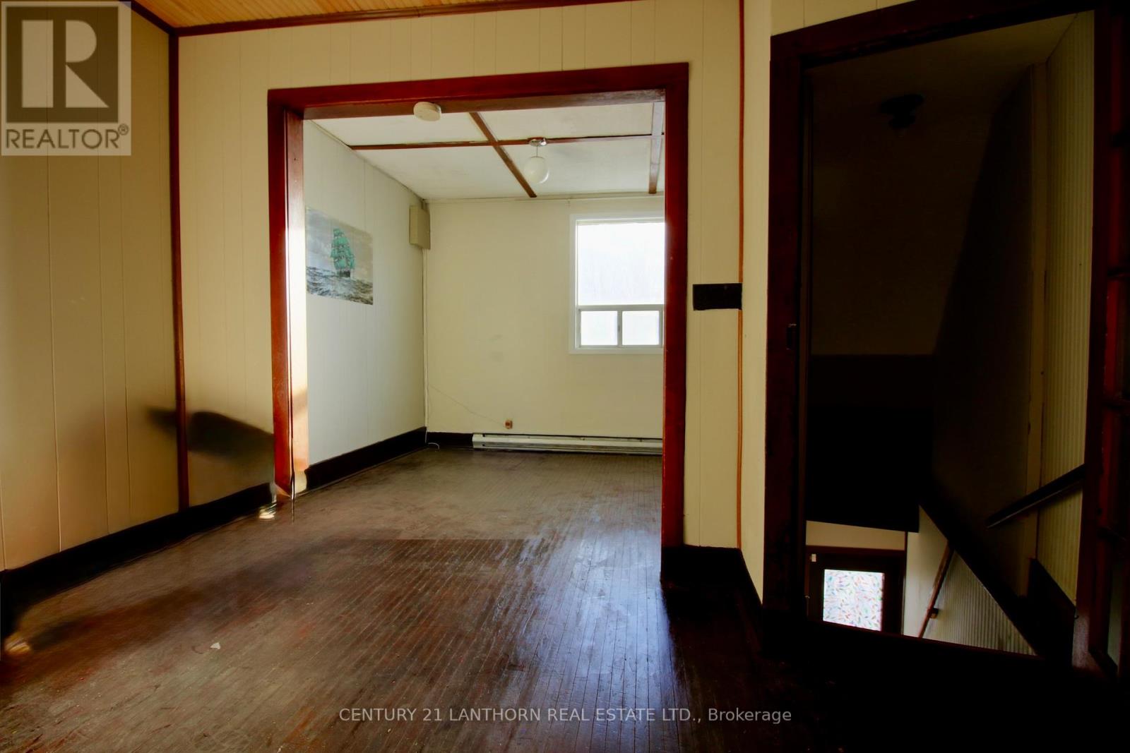 325 Picton Main Street E, Prince Edward County (Picton Ward), Ontario  K0K 2T0 - Photo 18 - X12590170