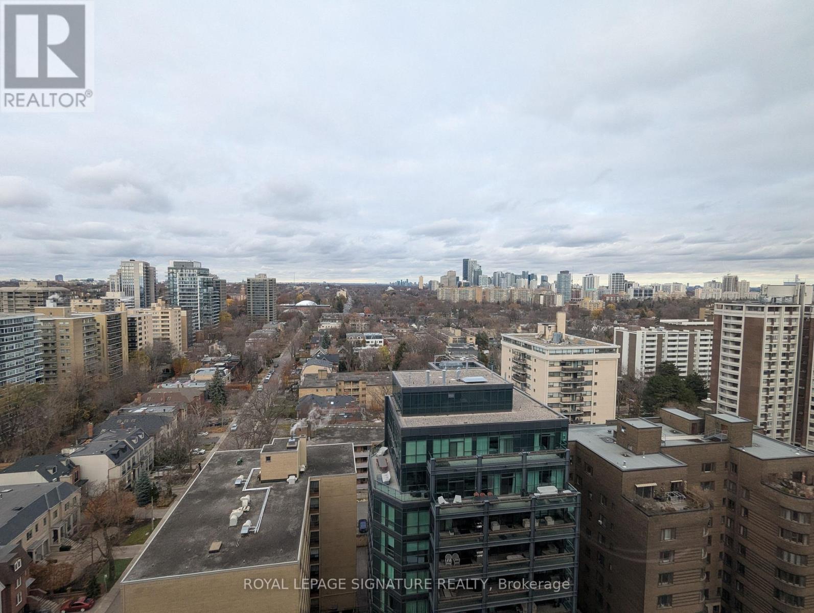 1501 - 111 St Clair Avenue W, Toronto, Ontario  M4V 1N5 - Photo 17 - C12589628